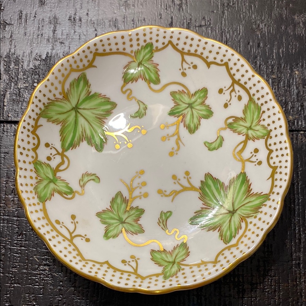Vintage MCM Royal Chelsea Gold and Green Leaf Patterned Bowl!